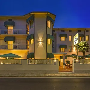 Liu Hotel